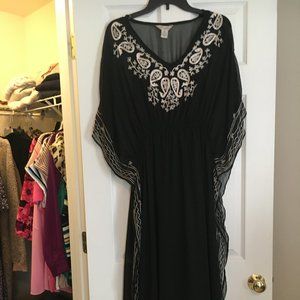 XL/16 Beautiful Black & Beige Paisley Embellished Loose Fitting Long Maxi Dress